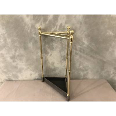 Porte parapluies en forme de triangle en laiton d'époque 19 ème