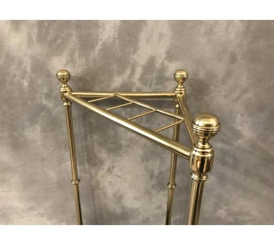 Porte parapluies en forme de triangle en laiton d'époque 19 ème