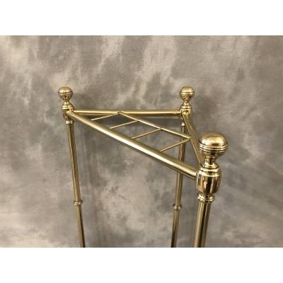 Porte parapluies en forme de triangle en laiton d'époque 19 ème