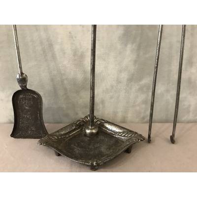 Serviteur de cheminée en fer et fonte d'époque 19 ème