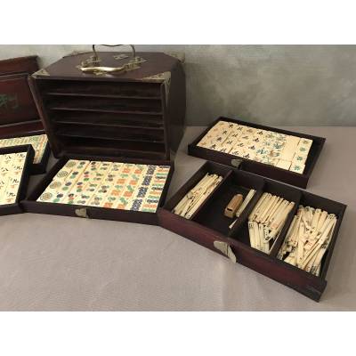 Old majong game from the 19th century