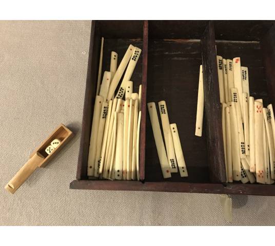Old majong game from the 19th century