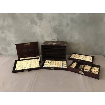 Old majong game from the 19th century