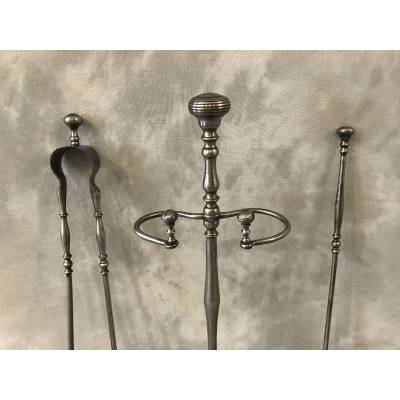 Serviteur de cheminée ancien en fer d'époque 19 ème