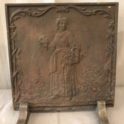 Petite plaque de cheminée ancienne en fonte d'époque fin 18 ème