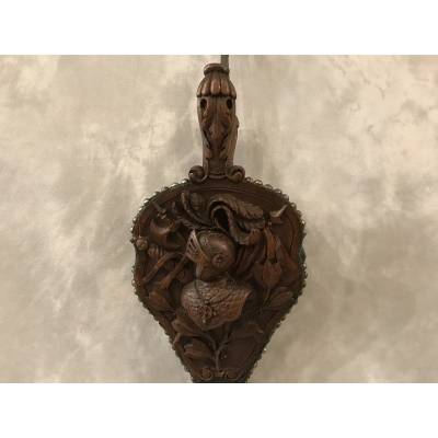 Beau grand soufflet de cheminée en chêne sculpté d'époque 19 ème