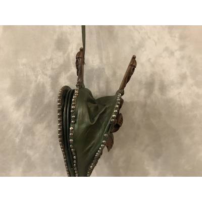 Beau grand soufflet de cheminée en chêne sculpté d'époque 19 ème