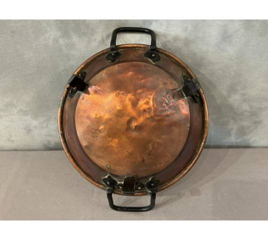 Plat rond en cuivre d'époque fin 18 ème