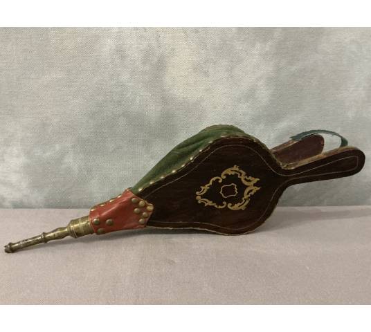 Petit soufflet de cheminée ancien en marqueterie d'époque 19 ème