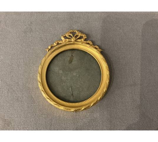 Petit cadre en laiton doré d'époque 19 ème de style Louis XVI