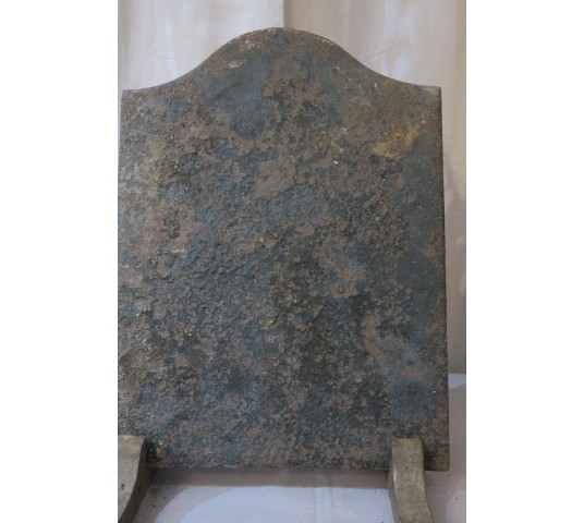 Small chimney plate in vintage old iron 18th century