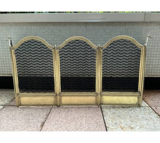 Large pare feu de cheminée ancien en laiton d'époque 19 ème