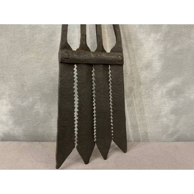 Wrought iron spade from the 19th century