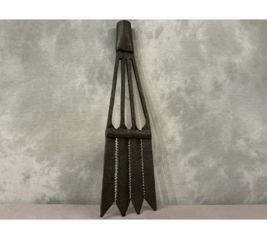 Wrought iron spade from the 19th century