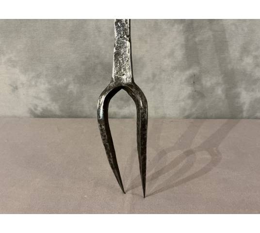 Grande fourche en fer forgé d'époque 18 ème