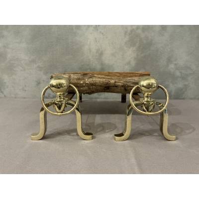 Paire de chenets anciens en laiton vers 1970