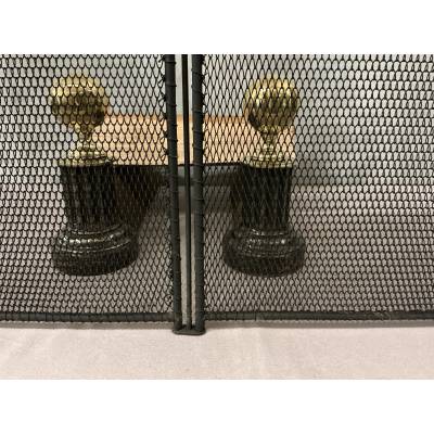 Pare feu de cheminée ancien en fer noirci d'époque 19 ème