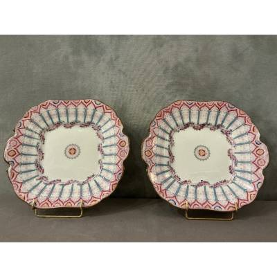 Paire de plats à gâteaux en porcelaine de Minton  d'époque 19 ème
