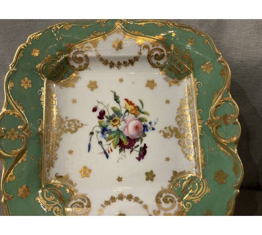 Paire de plats à gâteaux en porcelaine de Vieux Paris d'époque 19 ème