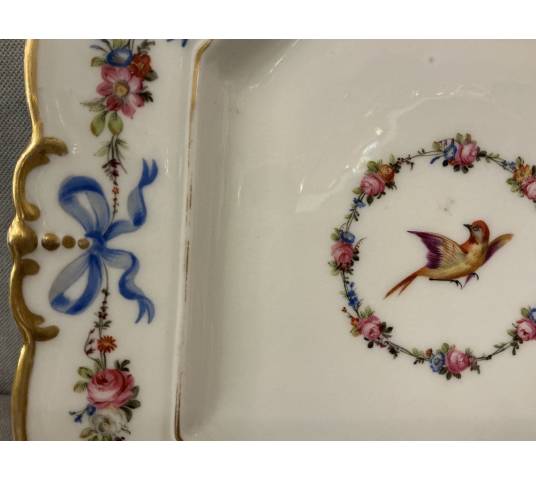 Plat à gâteaux en porcelaine de Vieux Paris d'époque 19 ème