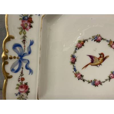 Plat à gâteaux en porcelaine de Vieux Paris d'époque 19 ème