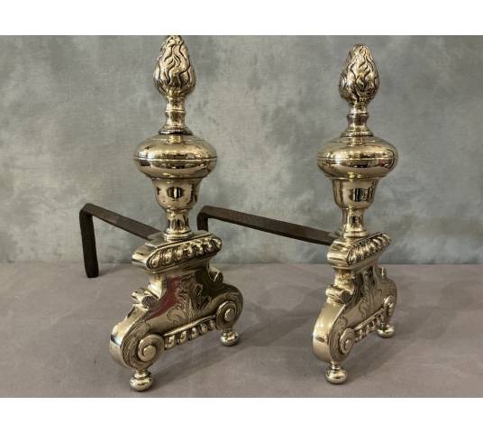 Paire de chenets anciens en bronze/laiton  d'époque 17 ème
