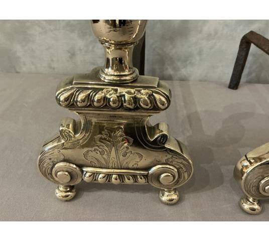 Paire de chenets anciens en bronze/laiton  d'époque 17 ème