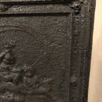 Small chimney plate in period cast iron 18th-century.