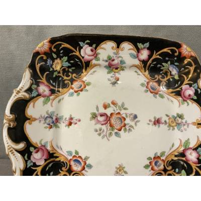 Plat à gâteaux en porcelaine de Vieux Paris d'époque 19 ème