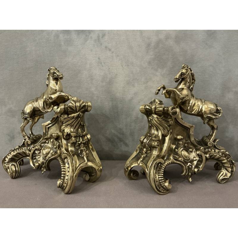 Ravissants chenets anciens en bronze représentant des chevaux d'époque 19 ème