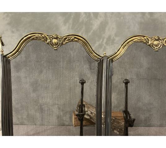 Pare feu de cheminée ancien en fer et laiton d'époque 19 ème