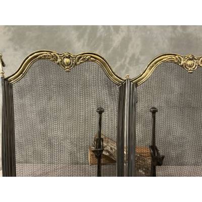 Pare feu de cheminée ancien en fer et laiton d'époque 19 ème