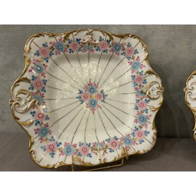 Pair of 19th-century porcelain dishes from Vieux Paris