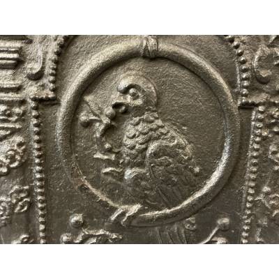 Plaque de cheminée ancien en fonte d'époque fin 17 ème