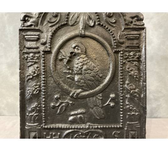 Plaque de cheminée ancien en fonte d'époque fin 17 ème