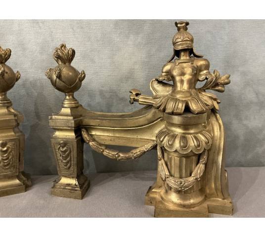 Paire de chenets en bronze doré d'époque fin 18 ème