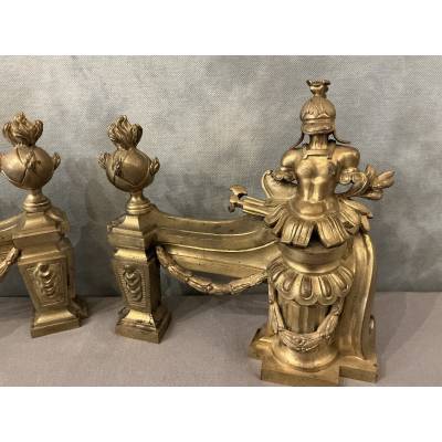 Paire de chenets en bronze doré d'époque fin 18 ème