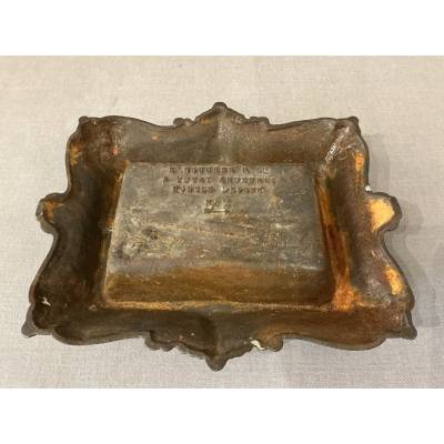 Cast iron receptacle, fully polished and varnished, dating from the 19th century.