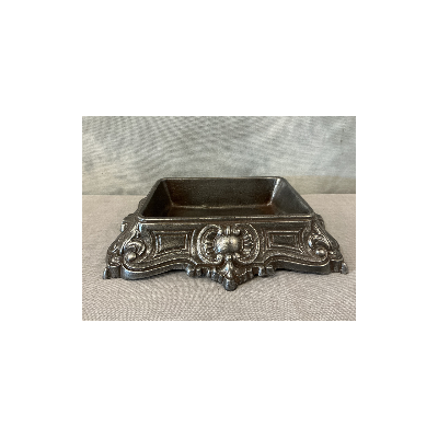 Cast iron receptacle, fully polished and varnished, dating from the 19th century.