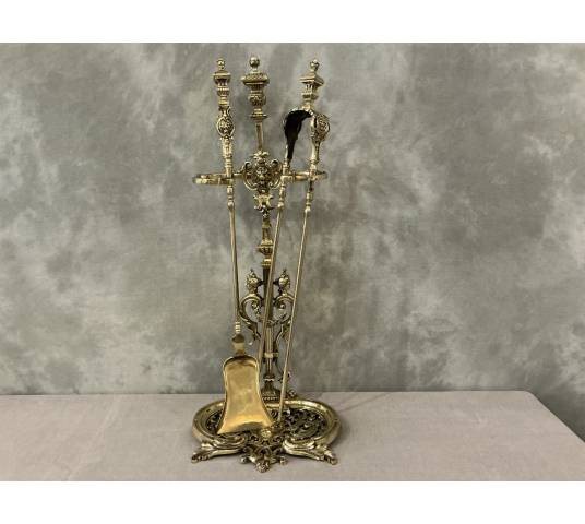 Beau serviteur de cheminée en bronze et laiton d'époque 19 ème