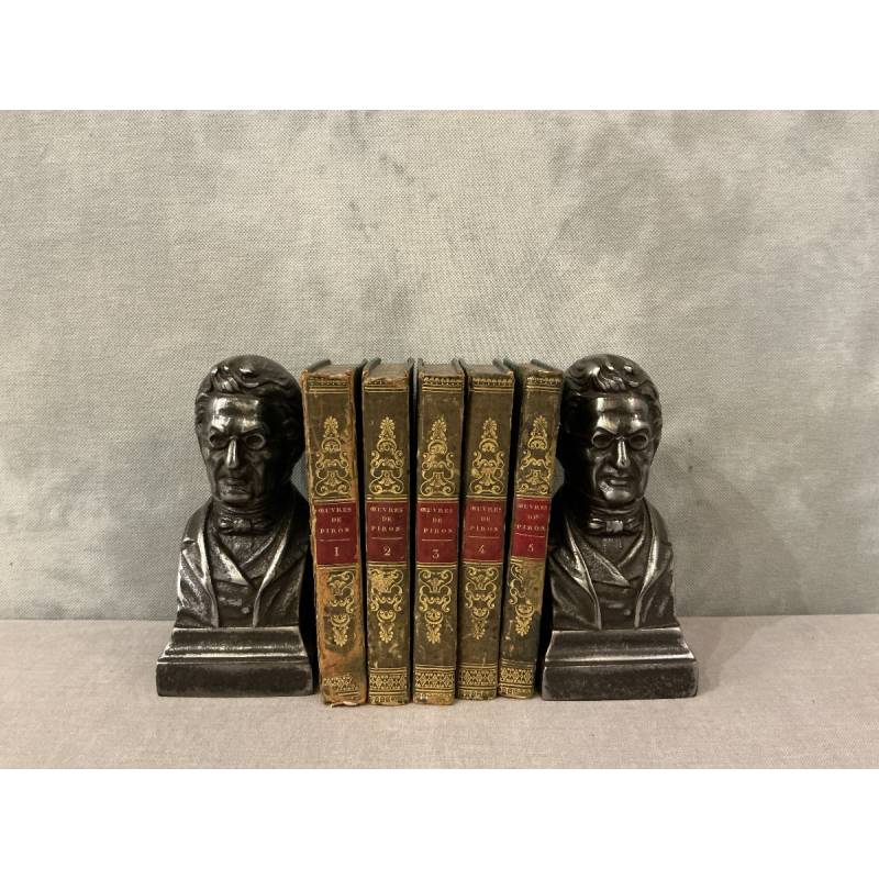 Pair of antique cast iron bookends from the 19th century