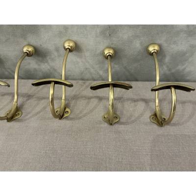 Ensemble de 6 patères, portes manteaux en laiton d'époque 19 ème