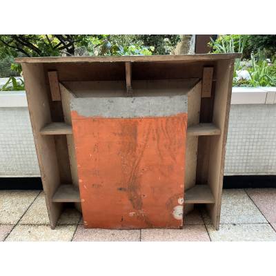 Decorative fireplace in painted wood, faux marble style, dating from the late 19th century