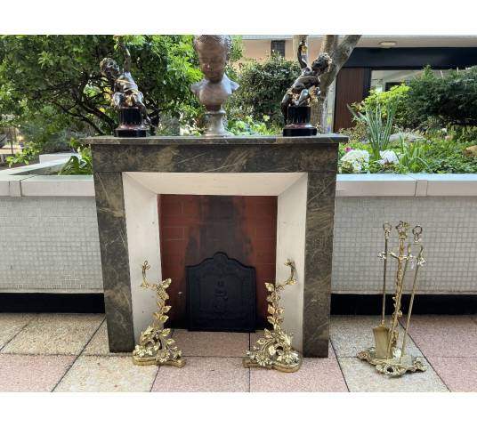 Decorative fireplace in painted wood, faux marble style, dating from the late 19th century