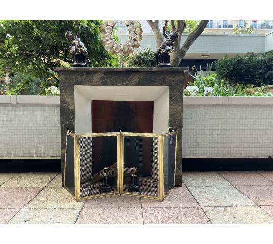 Decorative fireplace in painted wood, faux marble style, dating from the late 19th century
