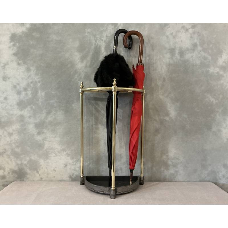 Porte parapluies ancien en demi-cercle en laiton d'époque fin 19 ème