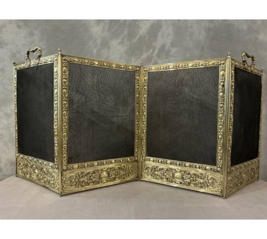 Pare feu de cheminée ancien en laiton pressé d'époque 19 ème