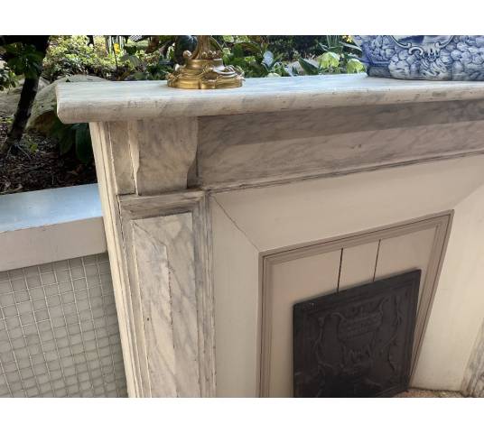 Cheminée décorative en bois peint d'époque fin 19 ème