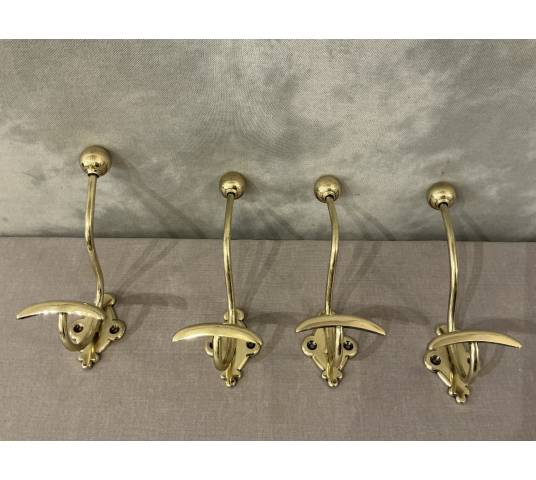 Set of 4 brass coat hooks/hooks from the 19th century