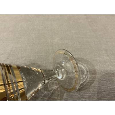 Série de 8 verres à Porto en verre et filets d'or
